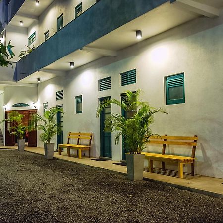 Colombo Beach Hostel Dehiwala-Mount Lavinia Zewnętrze zdjęcie