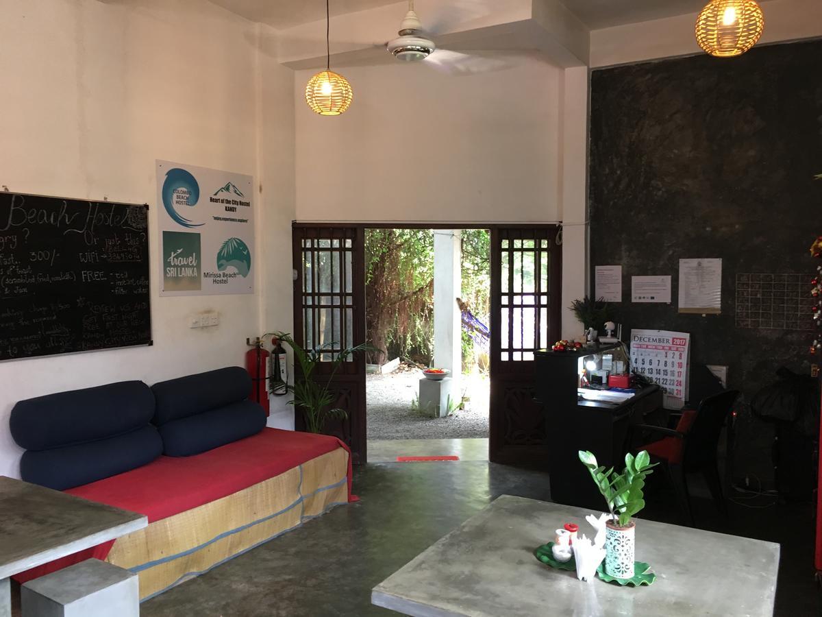 Colombo Beach Hostel Dehiwala-Mount Lavinia Zewnętrze zdjęcie